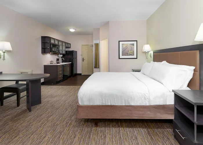 Candlewood Suites Athens By Ihg